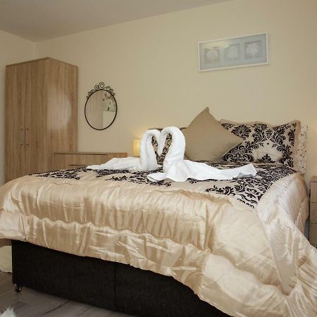 Gooseacre Rooms 해로우 외부 사진