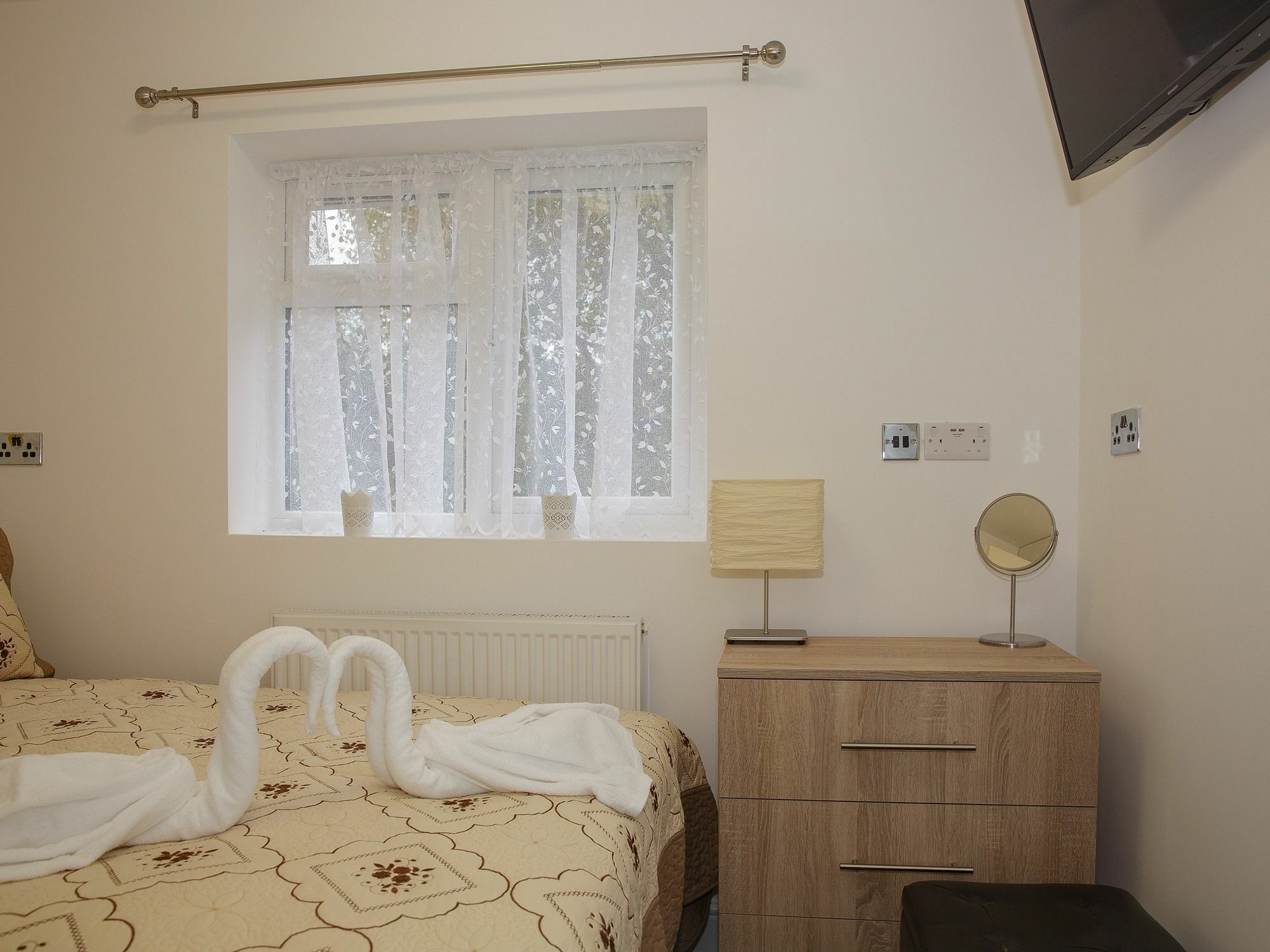 Gooseacre Rooms 해로우 외부 사진
