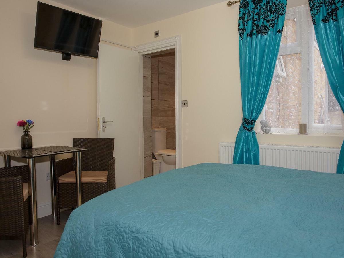 Gooseacre Rooms 해로우 외부 사진
