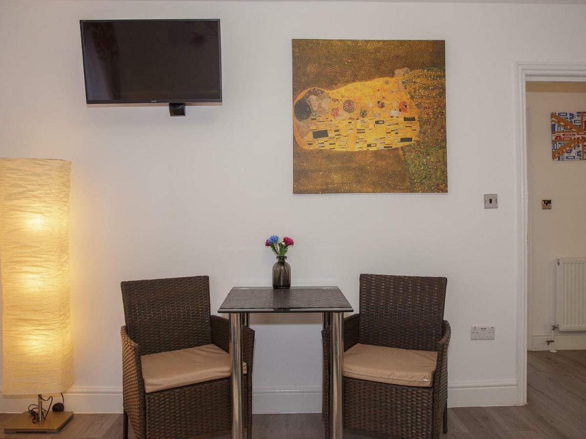 Gooseacre Rooms 해로우 외부 사진