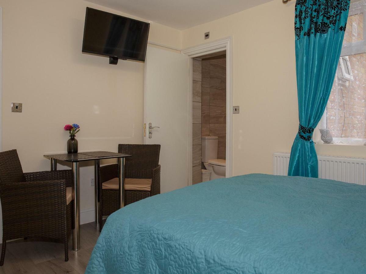 Gooseacre Rooms 해로우 외부 사진
