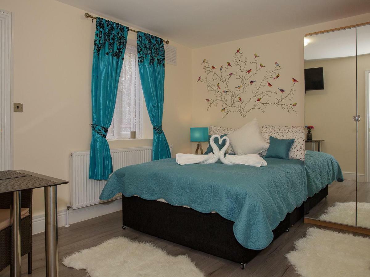 Gooseacre Rooms 해로우 외부 사진